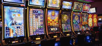 Dragon Tiger Live game interface on interslot188 mobile showing Dragon and Tiger card positions